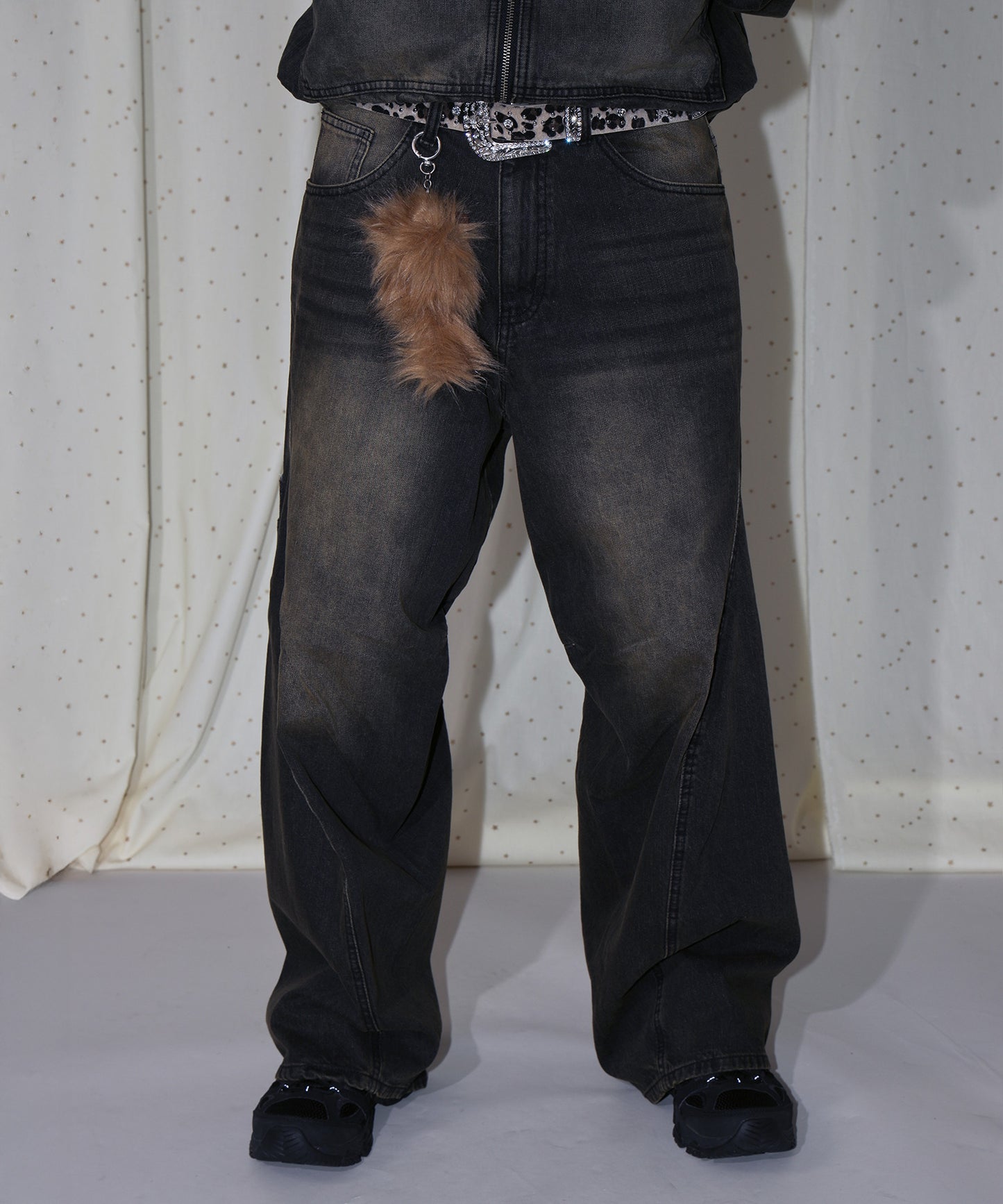 モデル：H180 Size:L