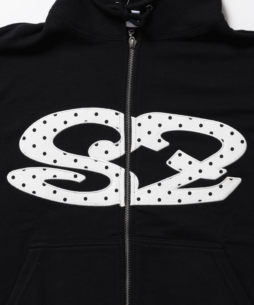≪予約商品≫※WEB限定 / アソートまたぎジップパーカー / sqnz logo applique zip p/k ブラック