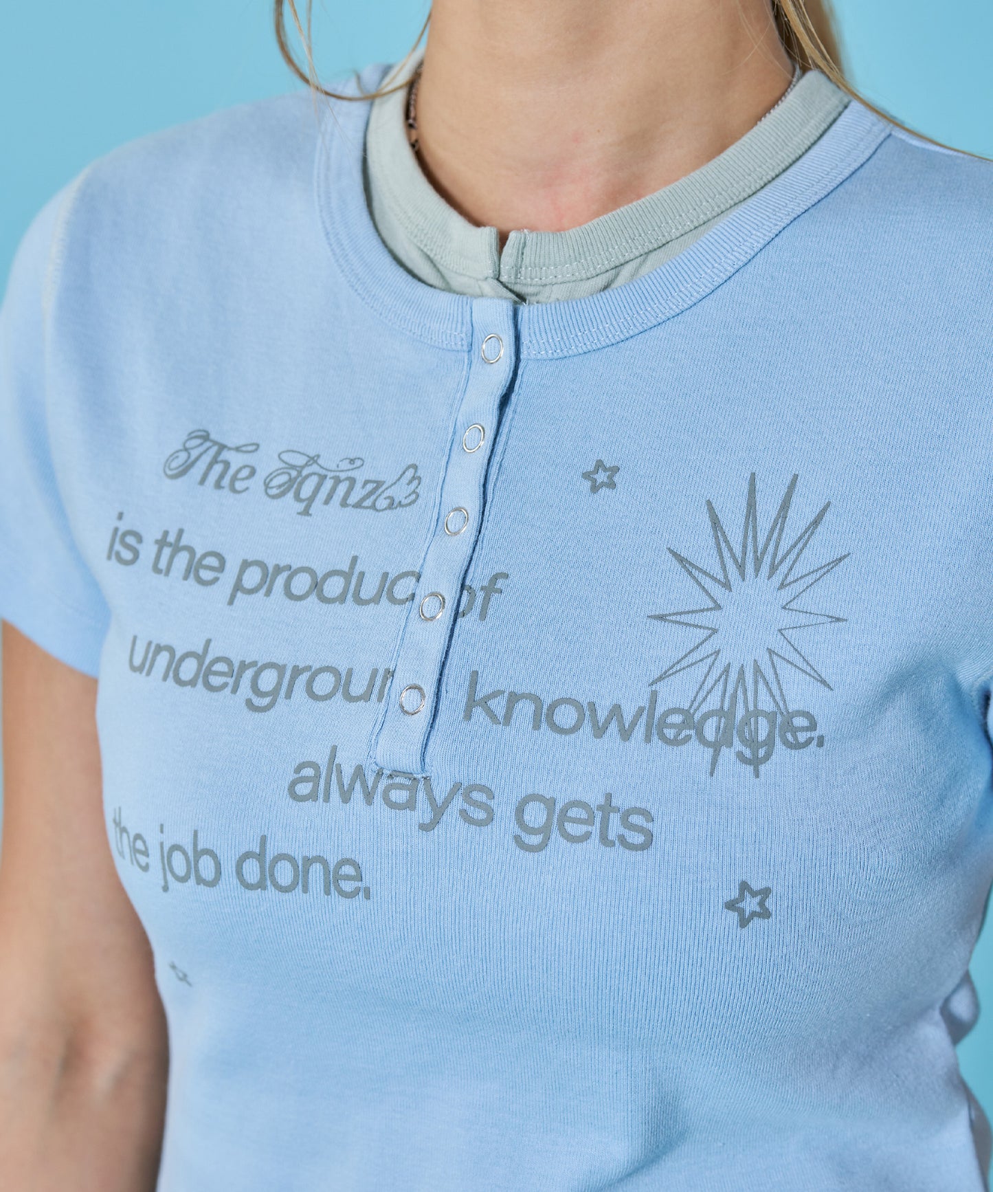 ※WEB限定 / フェイクレイヤード / バイカラーヘンリーネック半袖T /sqnz fake layered henley star tee ライトブルー