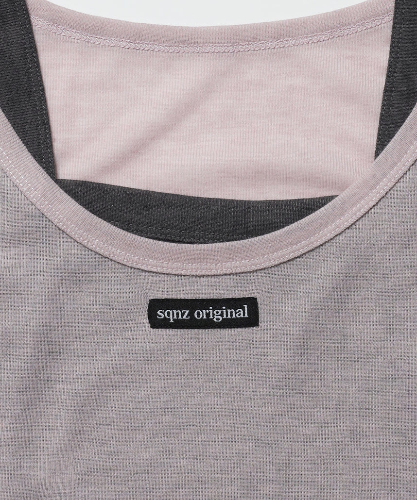 sqnz sheer layered tank / レディース シアー レイヤード ピスネーム メタルプレート タンクトップ クルーネック ライトピンク