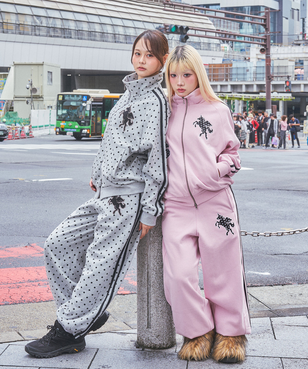 モデル：H170 SizeM H154 SizeS