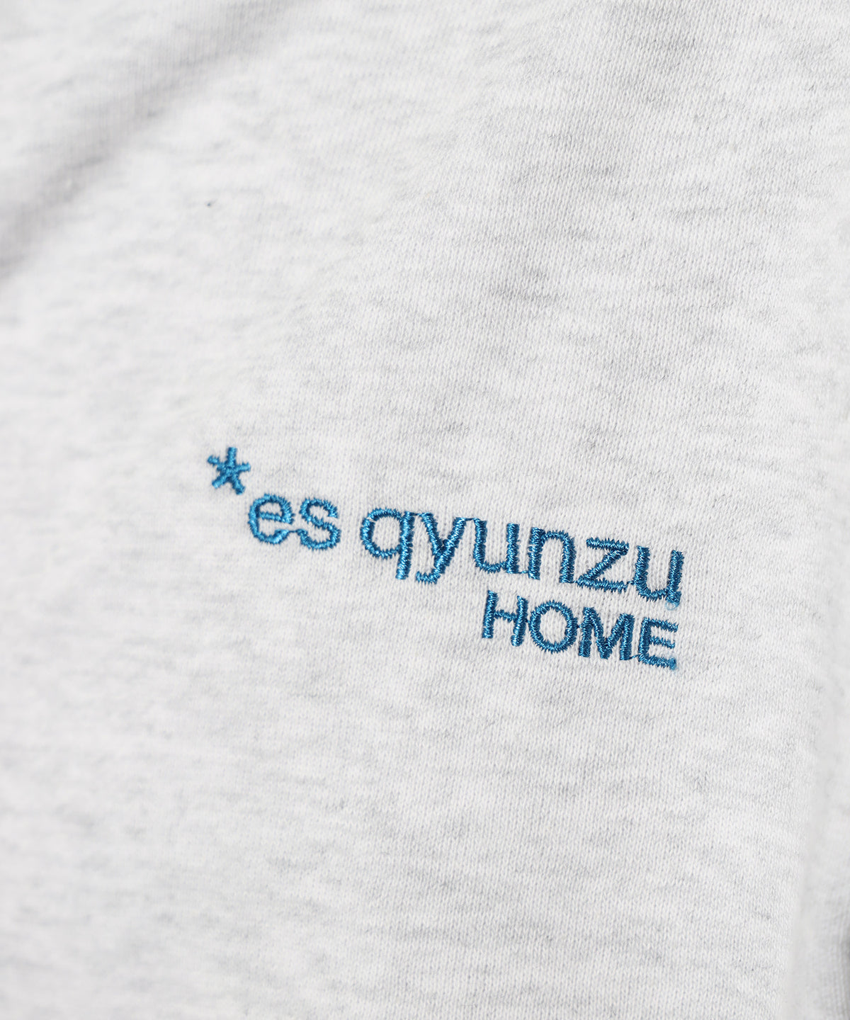 ※WEB限定 / es HOMEロゴ裏起毛ジップパーカー / sqnzU basic logo zip p/k アッシュグレー