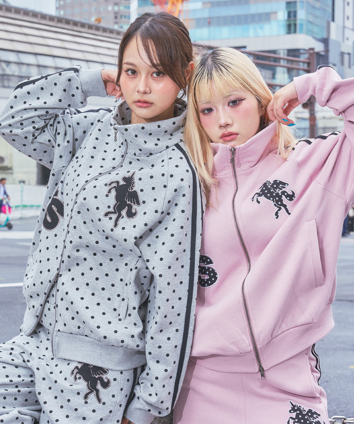 モデル：H170 SizeM H154 SizeS