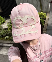 ※WEB限定 / ワッペン / またぎデザインキャップ /sqnz logo applique stitch cap ピンク