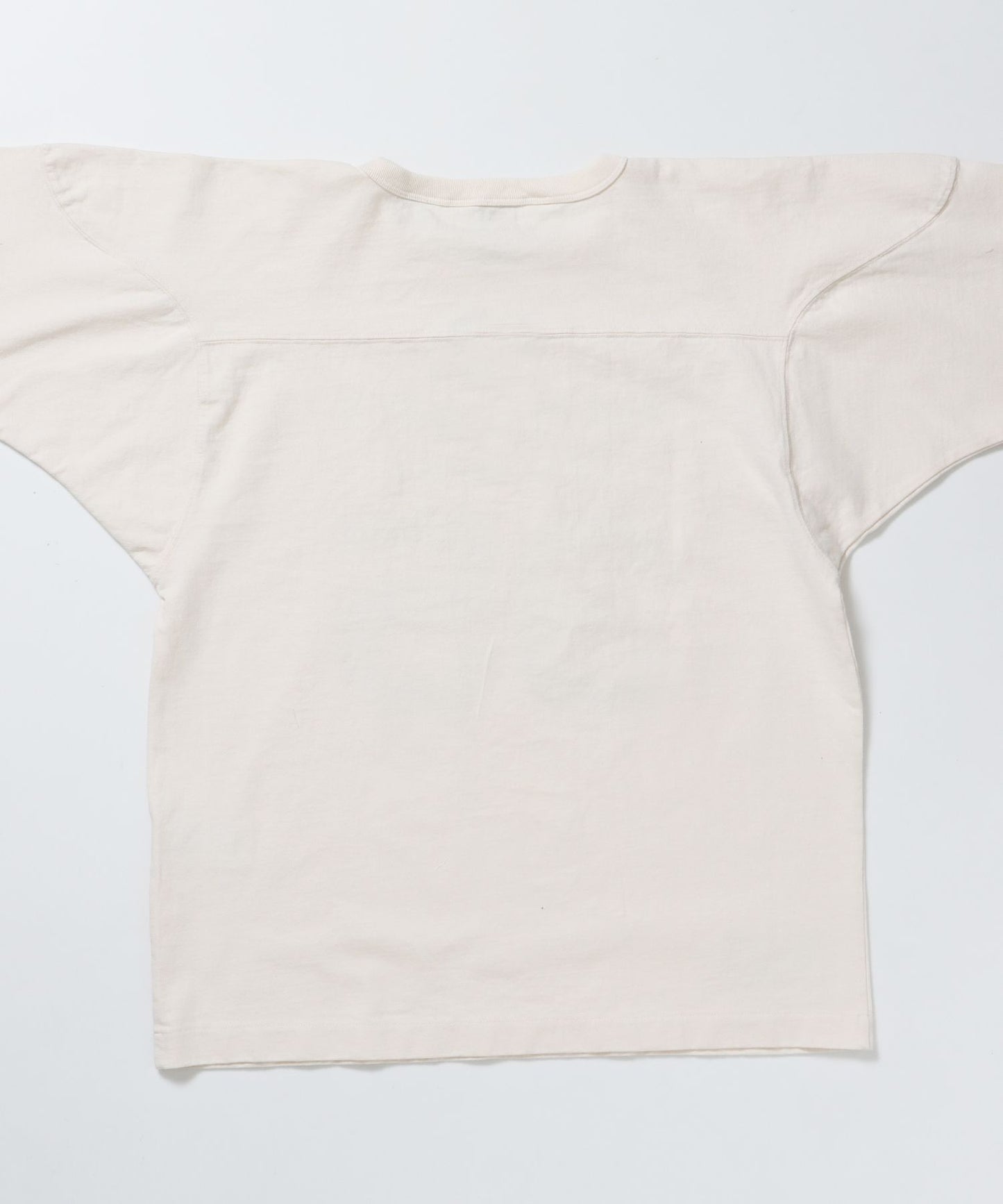 VNTG FOOTBALL TEE / Tシャツ クルーネック 七分丈 ナンバリング プリント ユニセックス 加工 ホワイト