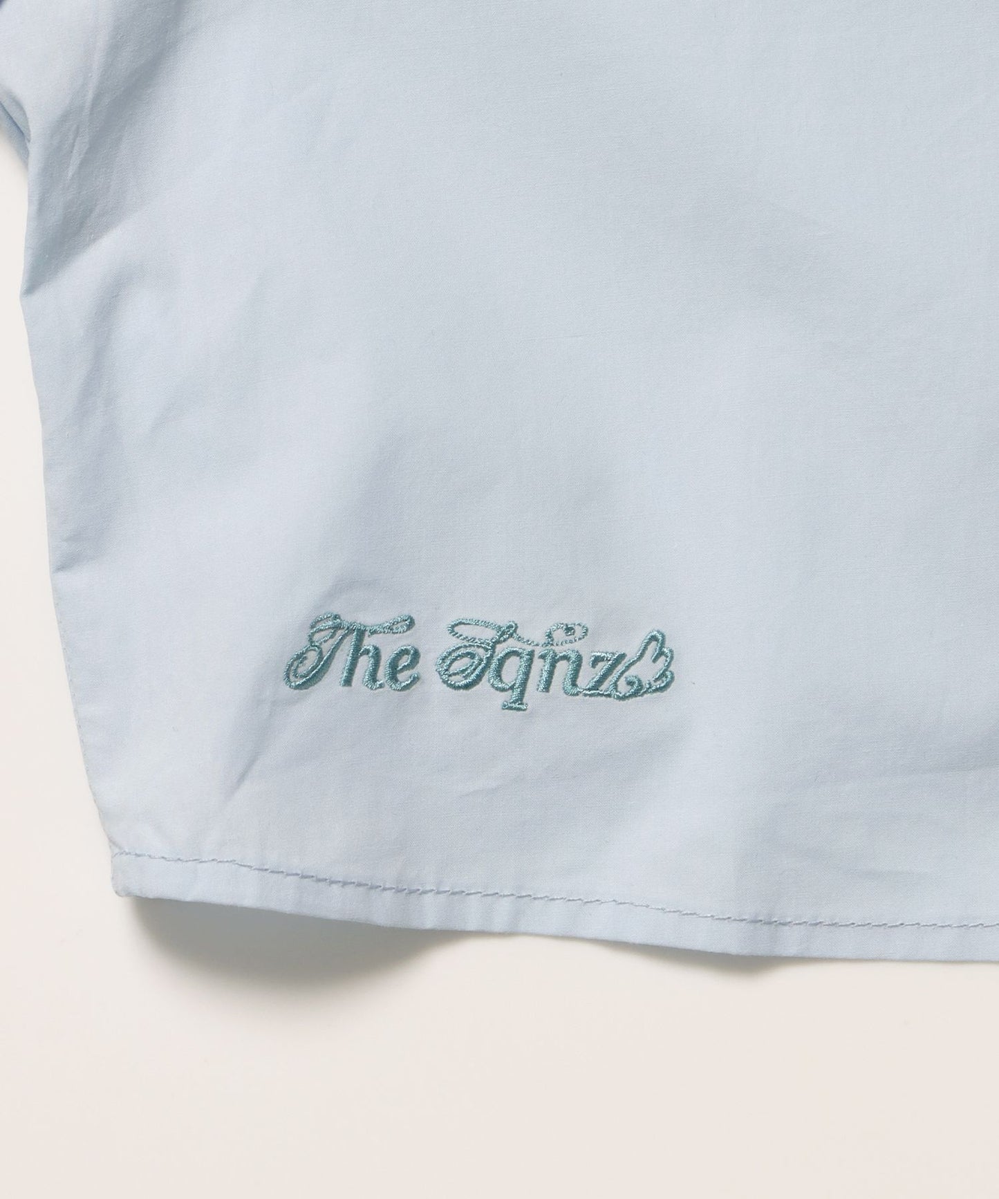 ※WEB限定 / レディースクロップドシャツ / sqnz cropped shirts ライトブルー