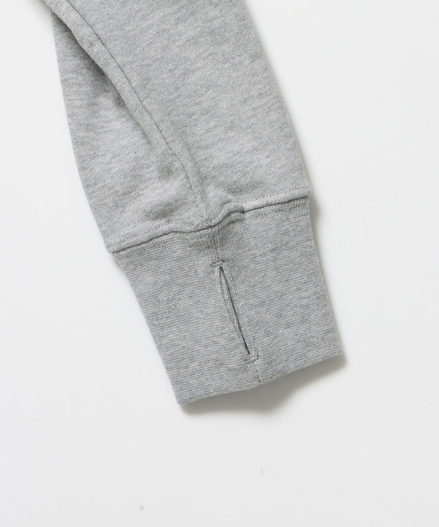 sqnz off shoulder zip p/k / オフショルダー ダブルジップ スウェット 裏毛 ワンポイント サムホール プリント グレー