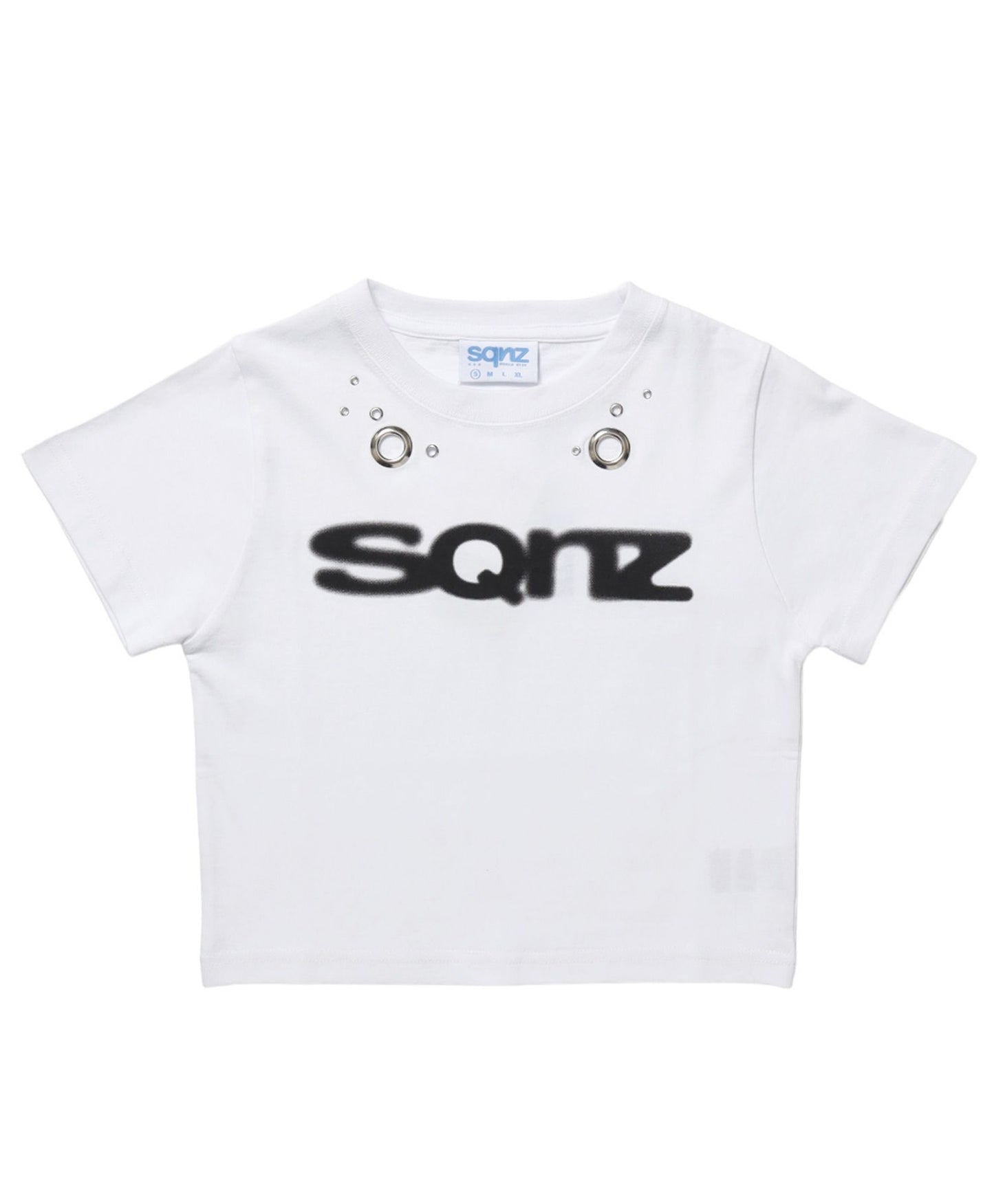 【sqnz（エスキュンズ）】sqnz eyelet babe tee / 半袖 クルーネック プリント レディース ハトメ 短丈 ホワイト