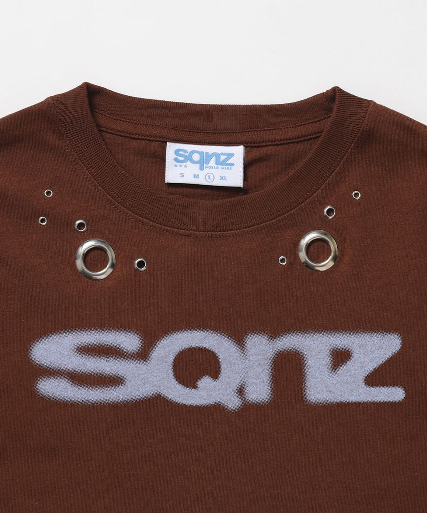 ※WEB限定 / ぼかしロゴ半袖ピチT / sqnz eyelet babe tee ブラウン