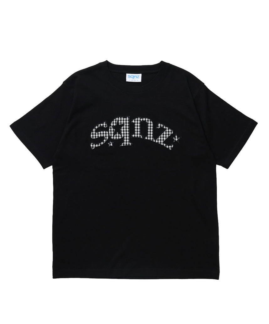 【sqnz（エスキュンズ）】sqnz star logo checkered applique tee / Tシャツ ワッペン チェック 半袖 クルーネック ワンポイント ユニセックス ブラック