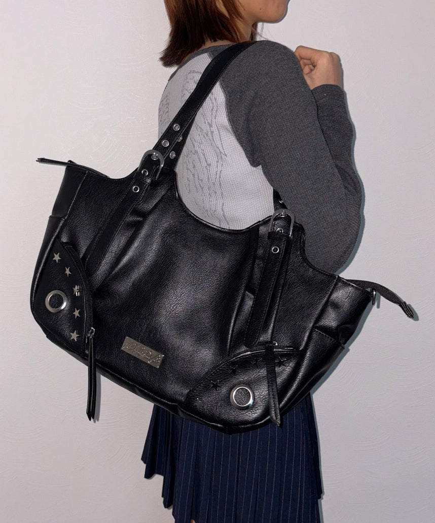 sqnz star eylet bag / フェイクレザー フェイクスウェード バック アジャスター ハンドバック ハトメ