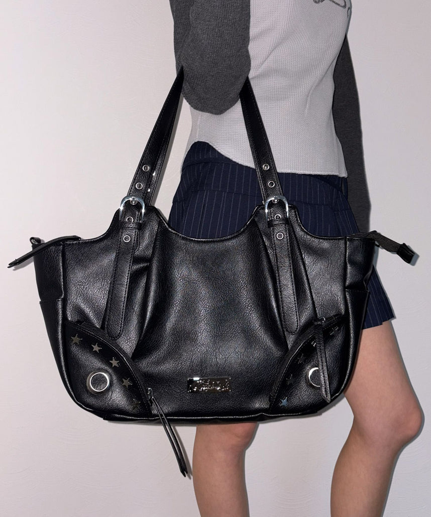 sqnz star eylet bag / フェイクレザー フェイクスウェード バック アジャスター ハンドバック ハトメ