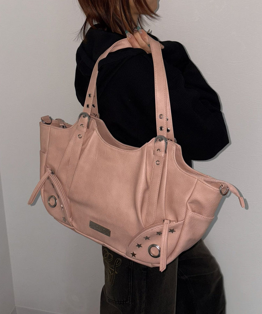 【sqnz（エスキュンズ）】sqnz star eylet bag / ２WAY仕様 フェイクレザー バック アジャスター ハンドバック ショルダーバック ピンク