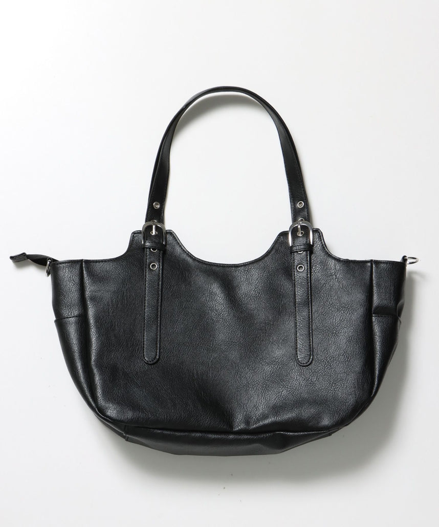 【sqnz（エスキュンズ）】sqnz star eylet bag / ２WAY仕様 フェイクレザー バック アジャスター ハンドバック ショルダーバック ブラック