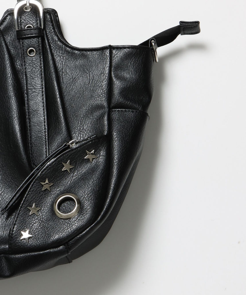 sqnz star eylet bag / フェイクレザー フェイクスウェード バック アジャスター ハンドバック ハトメ