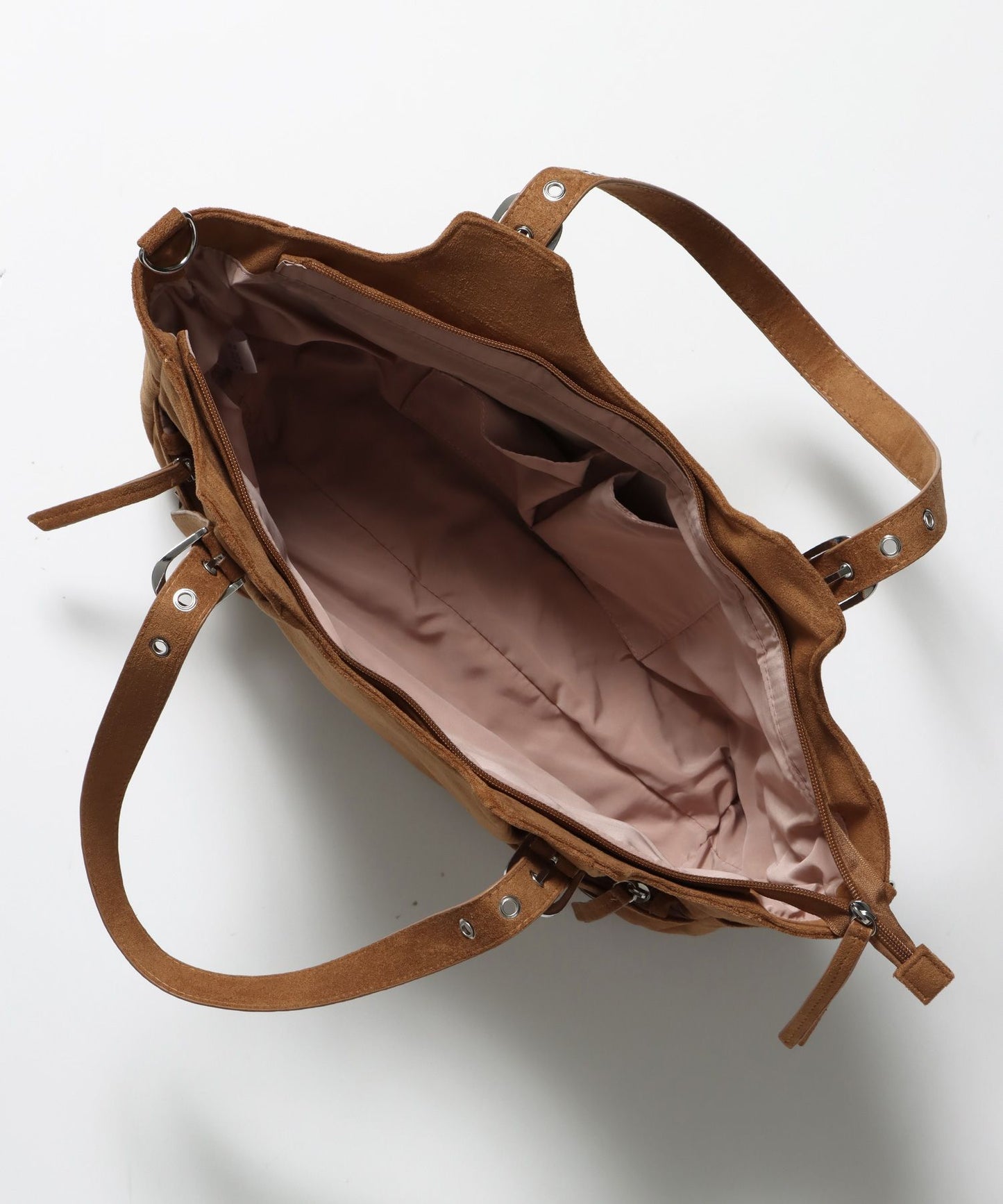 sqnz star eylet bag / フェイクレザー フェイクスウェード バック アジャスター ハンドバック ハトメ