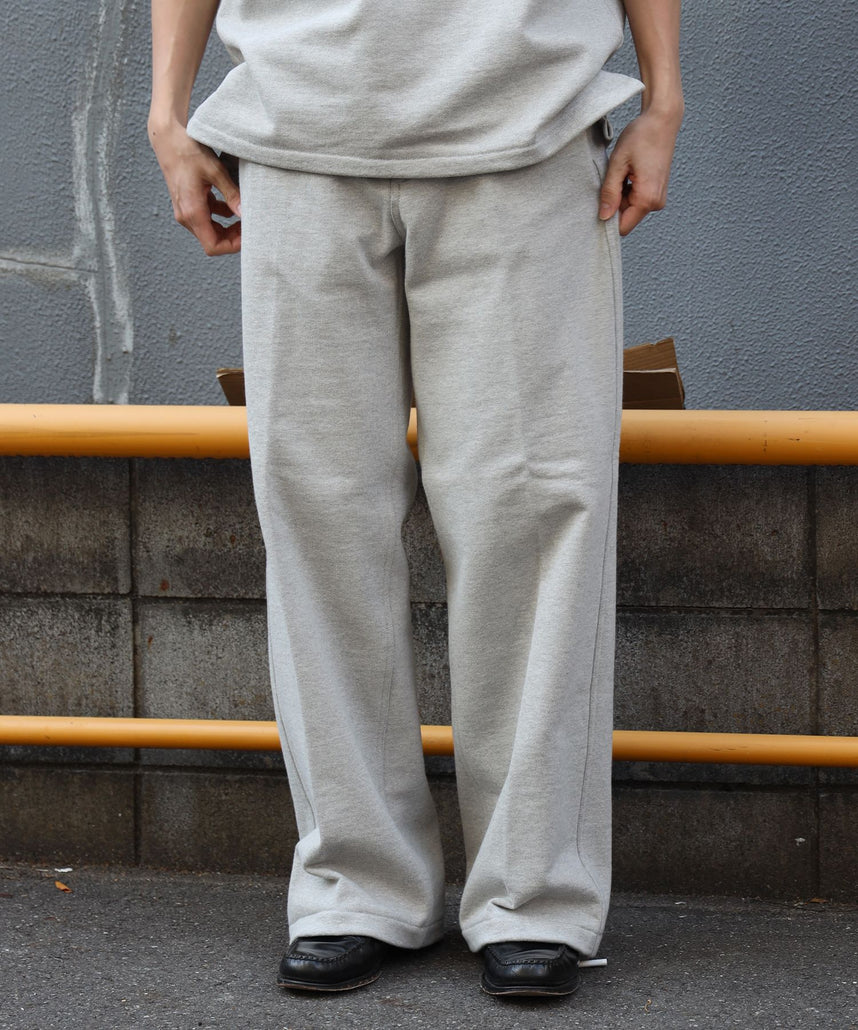 モデル：178cm M.グレー Lサイズ