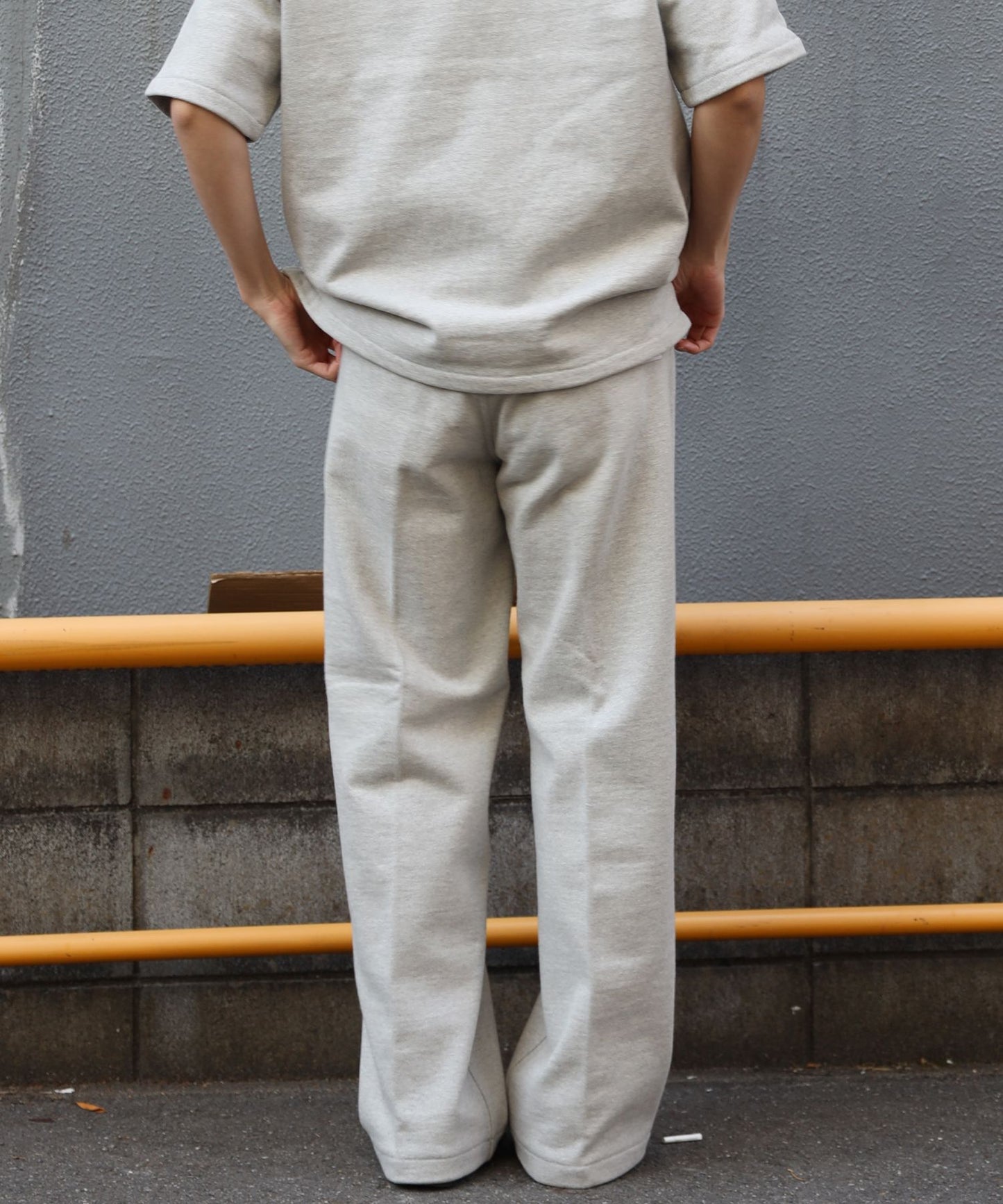 モデル：178cm M.グレー Lサイズ