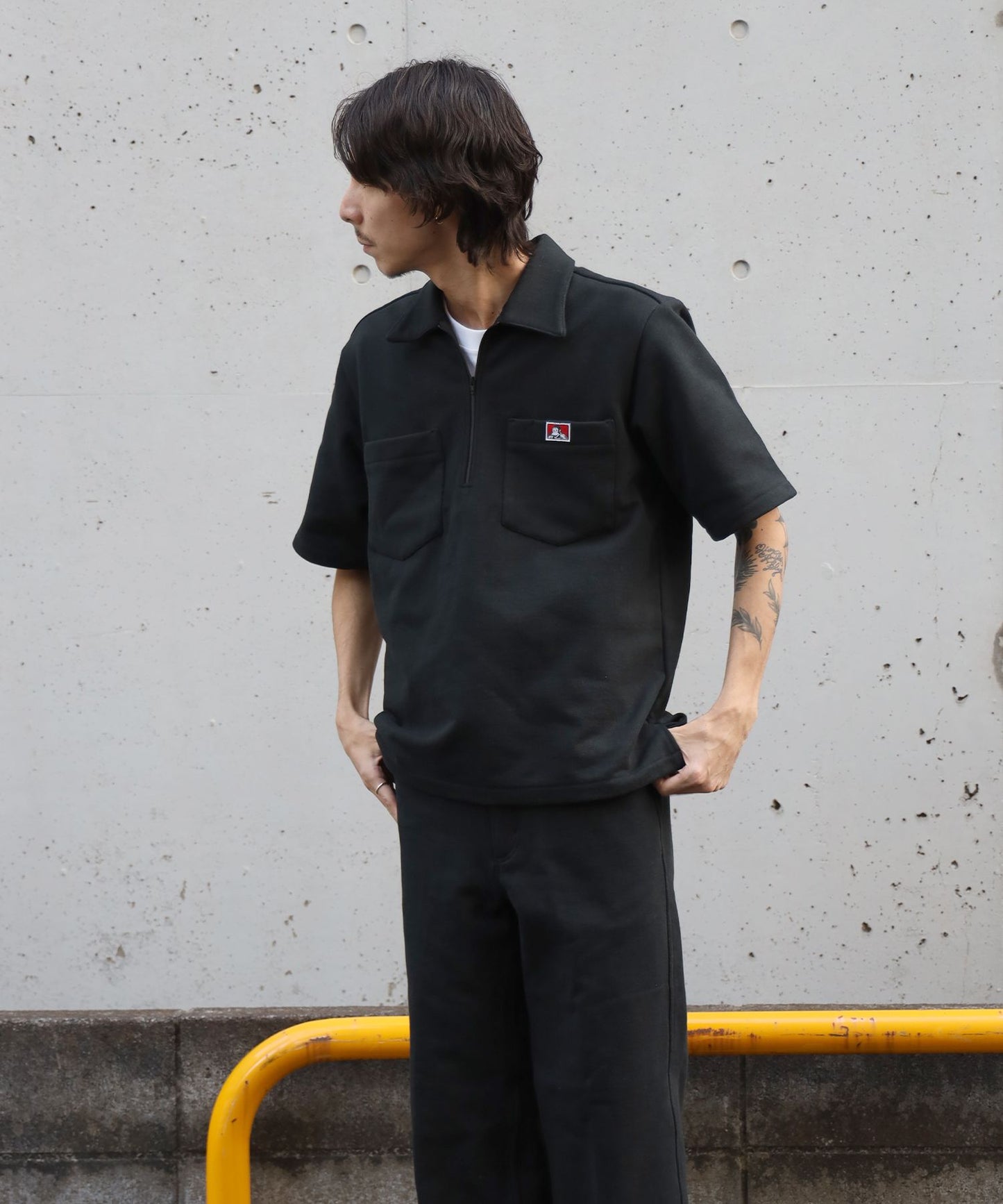 モデル：178cm ブラック Mサイズ