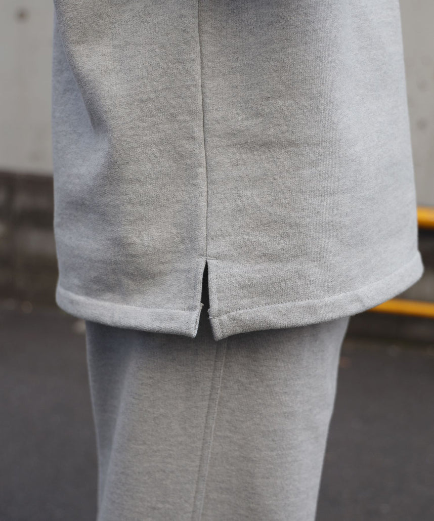 モデル：178cm グレー Lサイズ