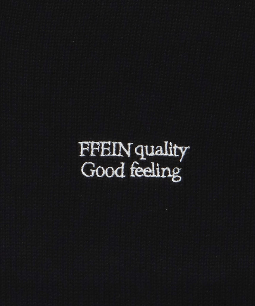 ワンポイントロゴVネックニット/ ニット Vネック 刺繍 ワンポイント 長袖 【短丈】 ブラック