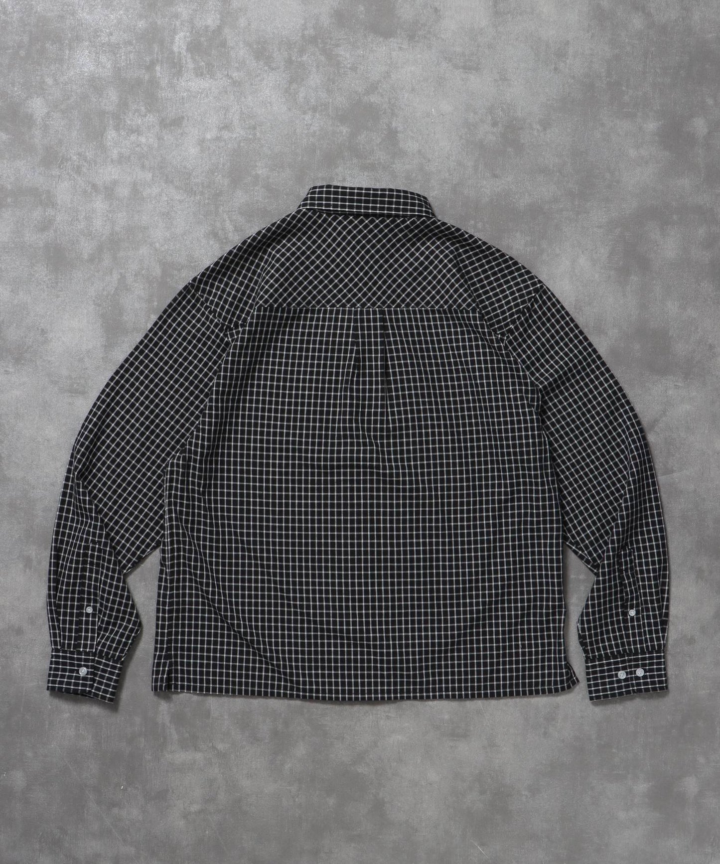 アソートワンポイントボックス長袖シャツ / シャツ レギュラーカラー 長袖 ワンポイント 刺繍 レイヤード ポケット ブラック