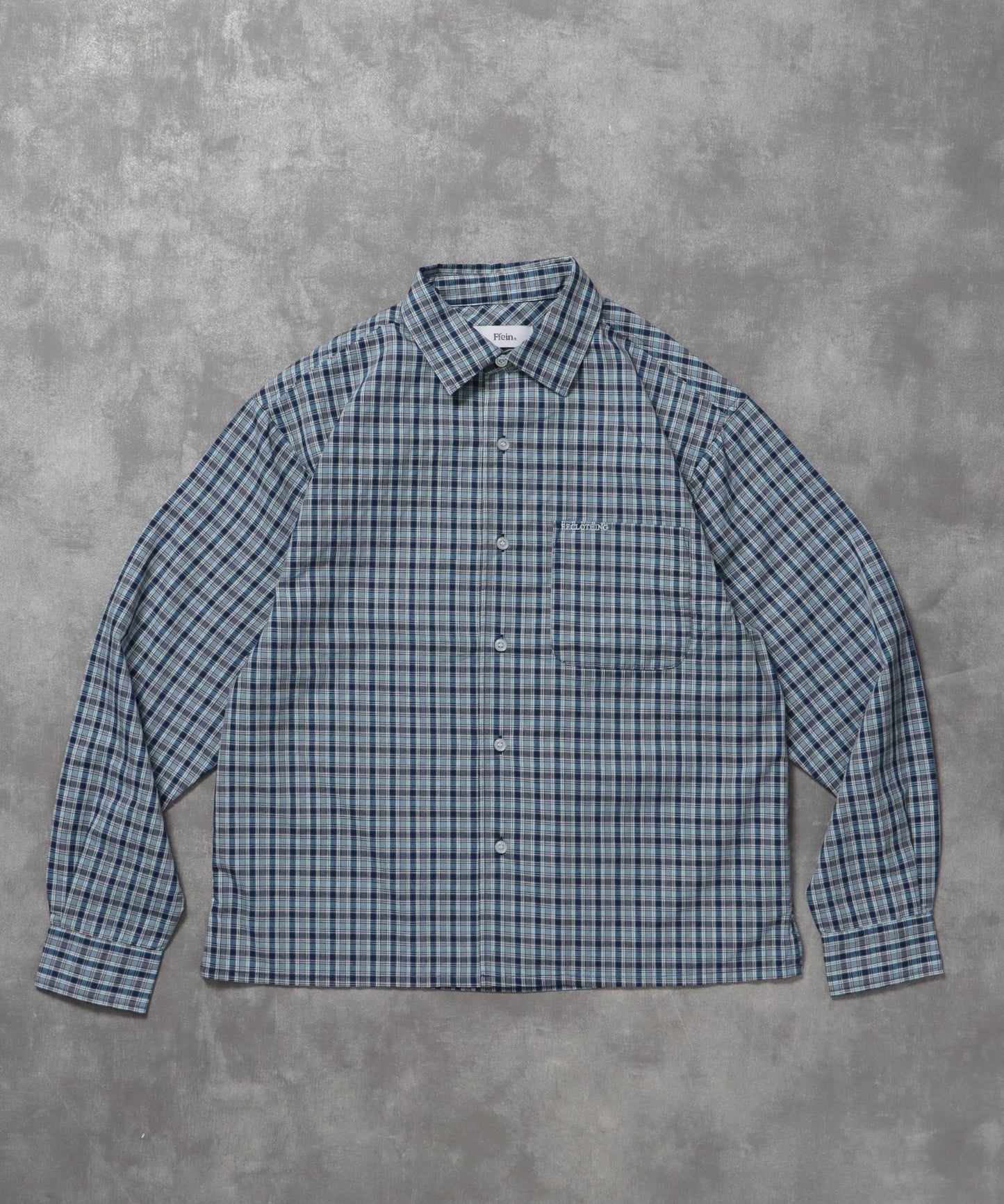 【FFEIN(フェイン)】アソートワンポイントボックス長袖シャツ / シャツ レギュラーカラー 長袖 ワンポイント 刺繍 レイヤード ポケット ライトブルー