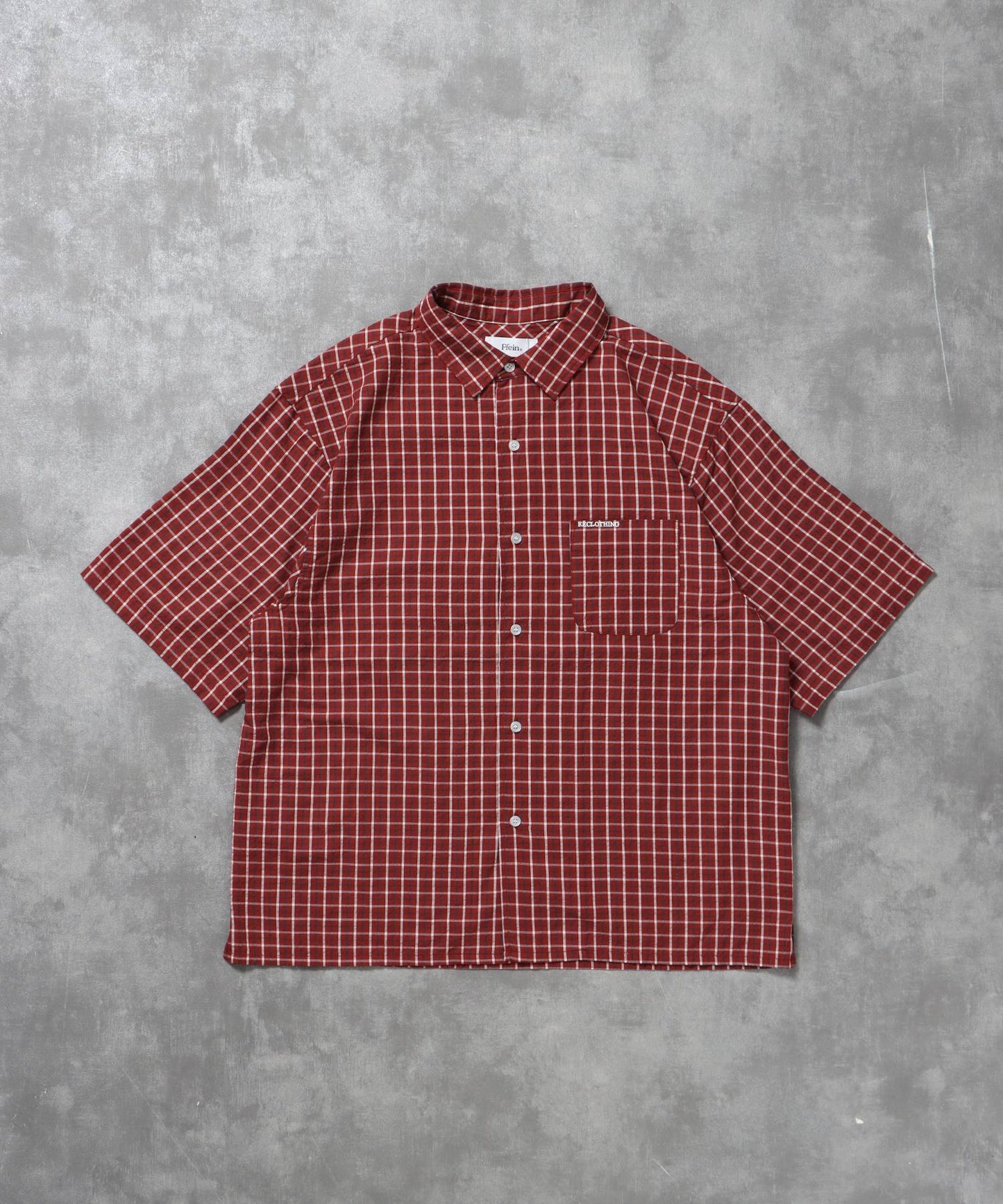【FFEIN(フェイン)】アソートワンポイントボックス半袖チェックシャツ / シャツ レギュラーカラー 半袖 ワンポイント 刺繍 レイヤード ポケット レッド