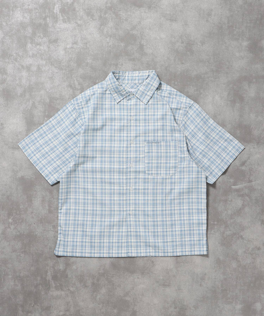 【FFEIN(フェイン)】アソートワンポイントボックス半袖チェックシャツ / シャツ レギュラーカラー 半袖 ワンポイント 刺繍 レイヤード ポケット ライトブルー