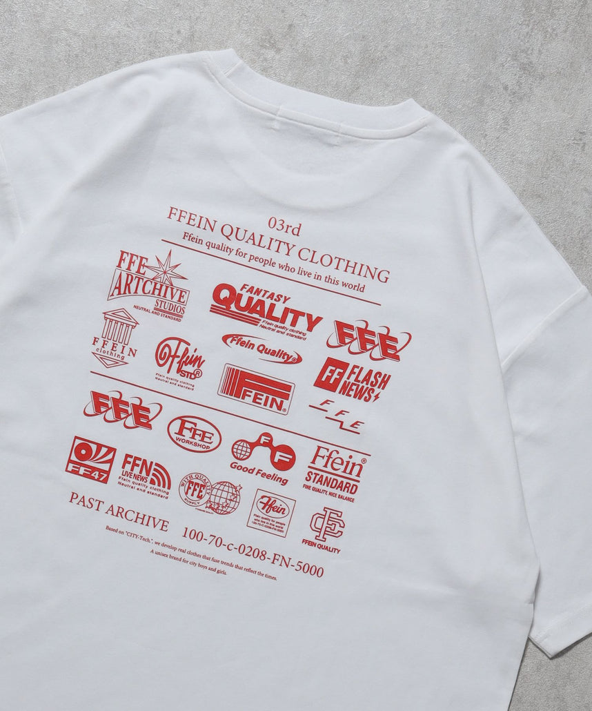 【FFEIN(フェイン)】企業ロゴプリントオーバーサイズTシャツ / Tシャツ クルーネック 半袖 プリント 【短丈】 柄80