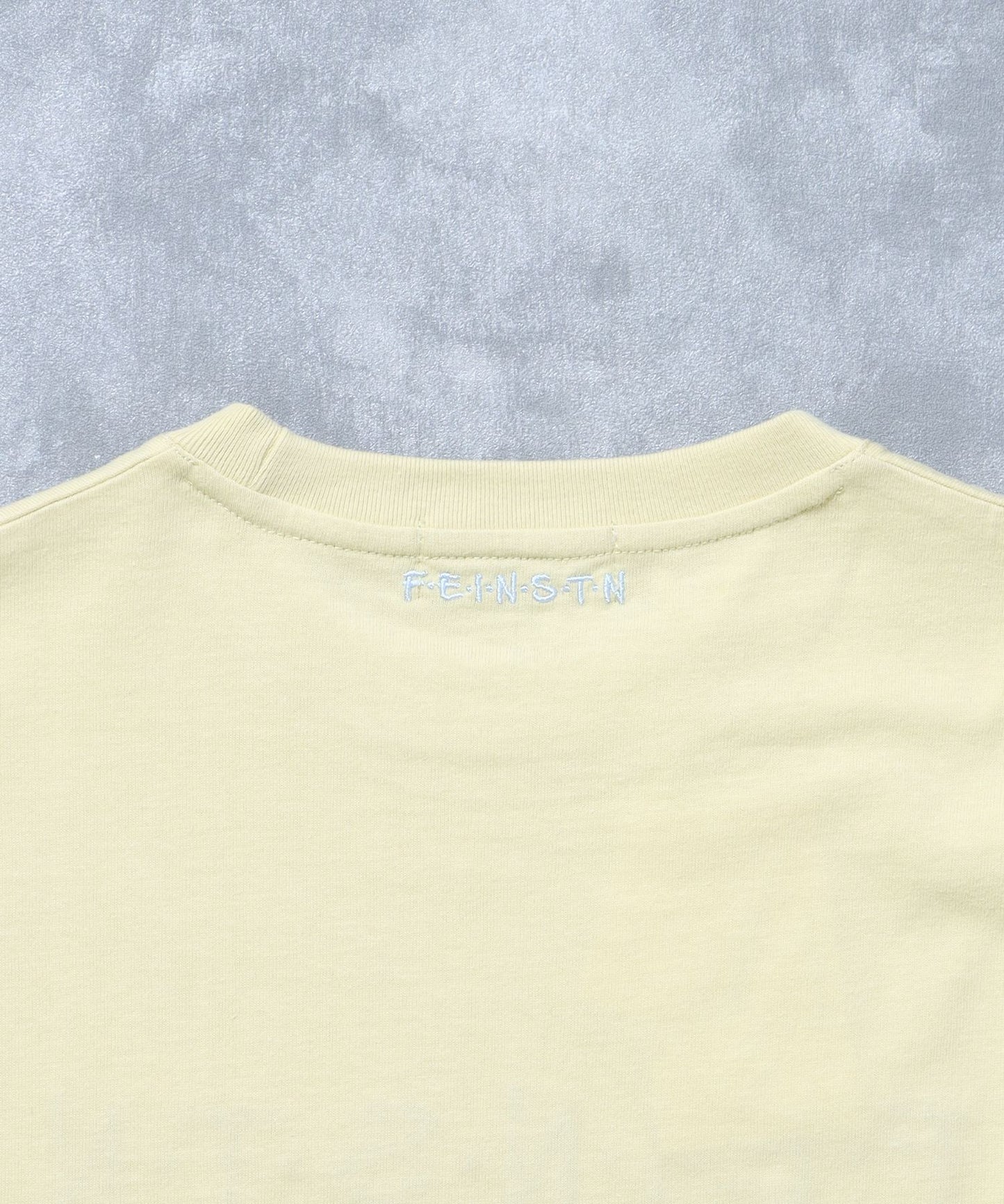 手書き刺繍ロゴショート丈Tシャツ/ Tシャツ クルーネック 半袖 刺繍 【短丈】 レモンイエロー