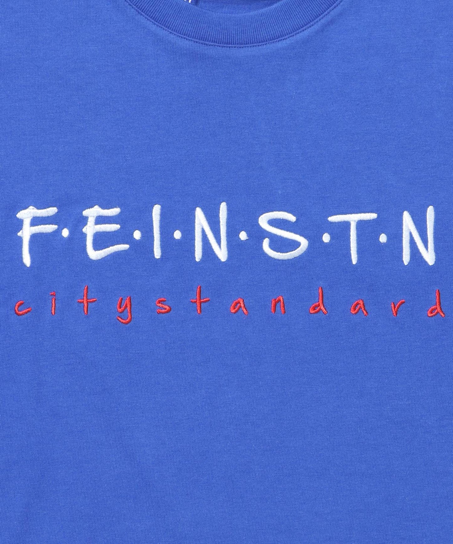 手書き刺繍ロゴショート丈Tシャツ/ Tシャツ クルーネック 半袖 刺繍 【短丈】 ロイヤルブルー