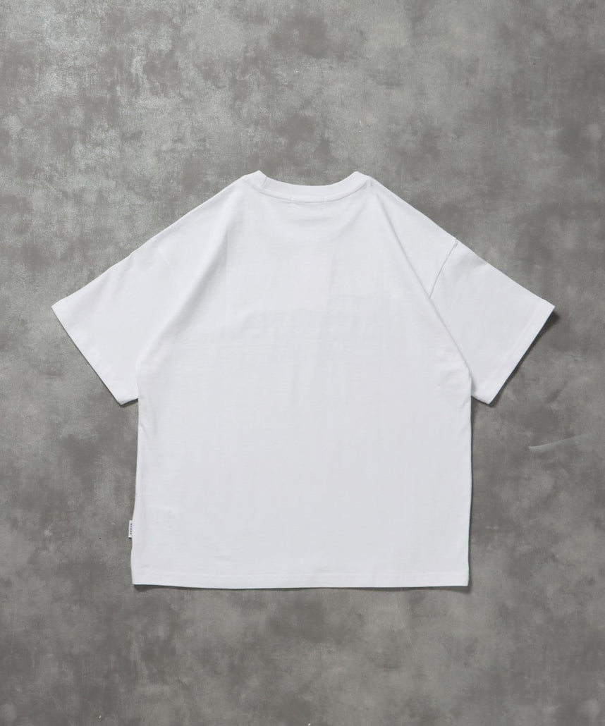 パッケージ発泡ロゴTシャツ / Tシャツ クルーネック 半袖 プリント 発砲ロゴ【短丈】 ホワイト