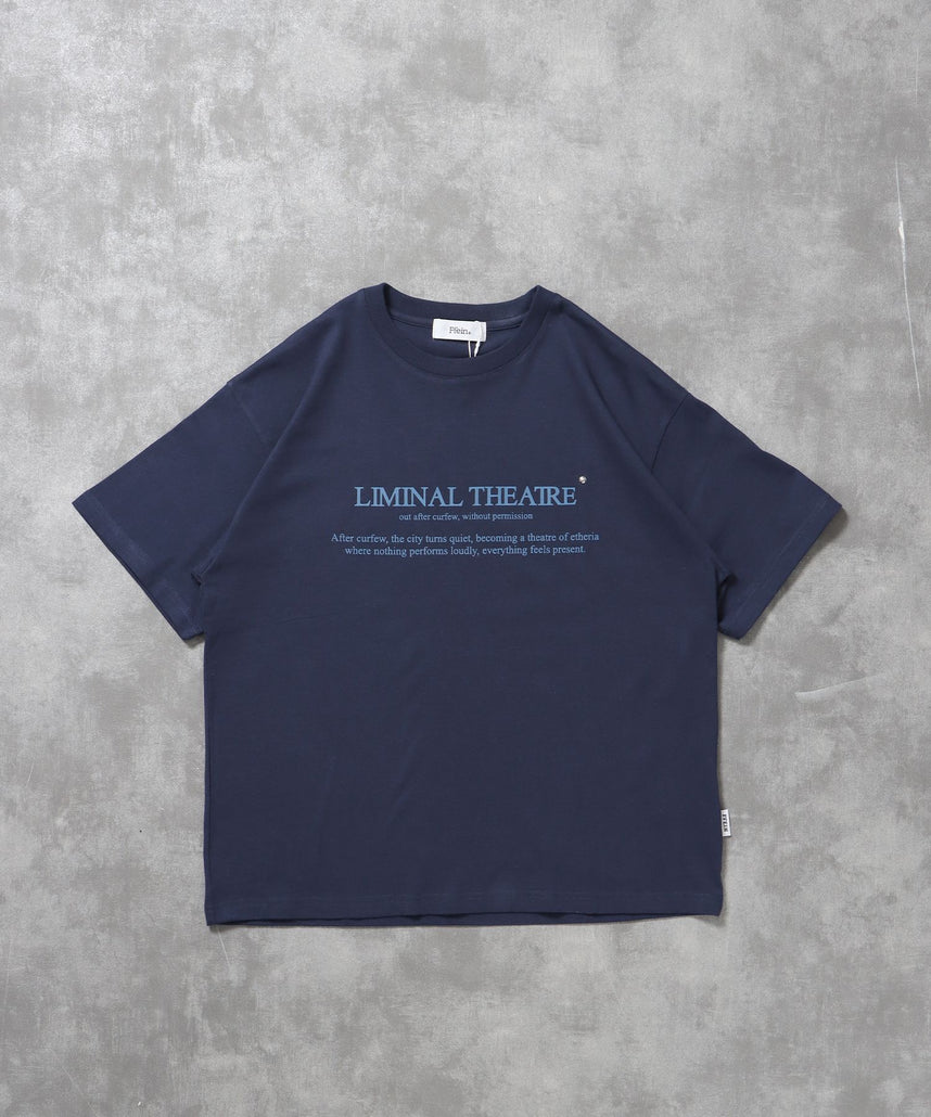 【FFEIN(フェイン)】シンプルプリントロゴショート丈Tシャツ/ Tシャツ クルーネック 半袖 プリント スタッズ ワンポイント【短丈】 ネイビー