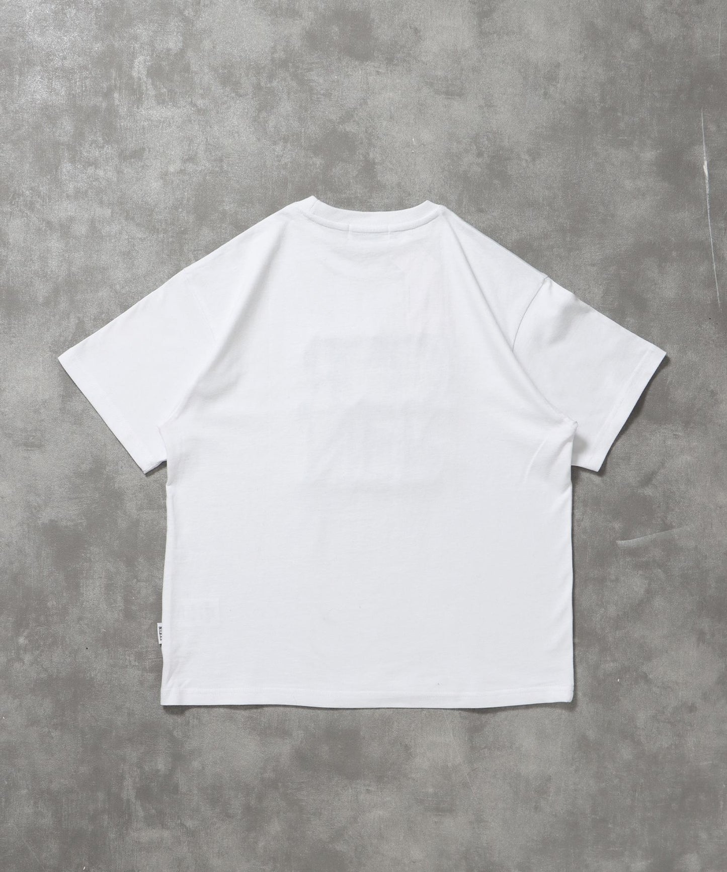 プリントデカロゴショート丈Tシャツ / Tシャツ クルーネック 半袖 プリント シンプル【短丈】 ホワイト
