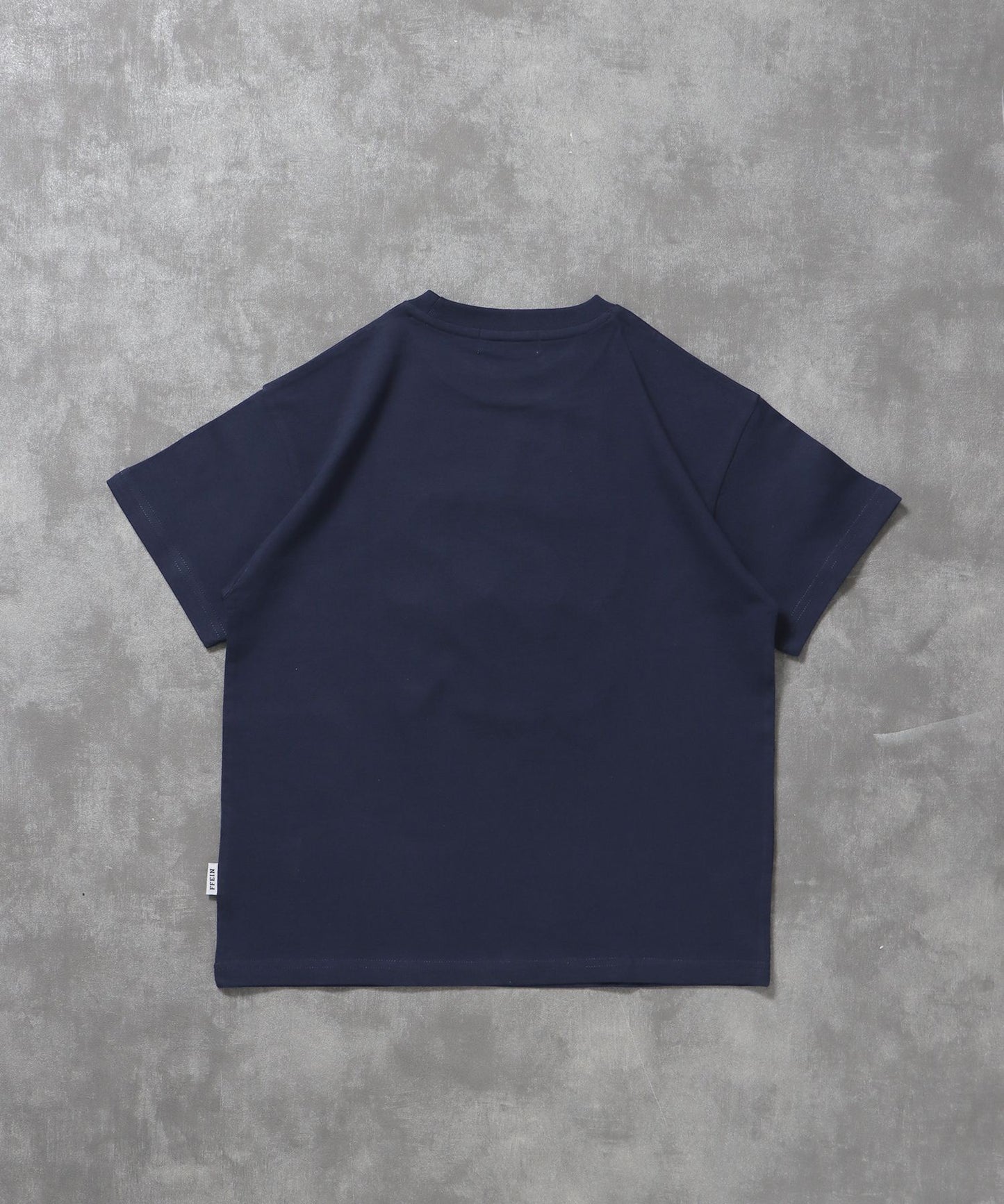 プリントデカロゴショート丈Tシャツ / Tシャツ クルーネック 半袖 プリント シンプル【短丈】 ネイビー