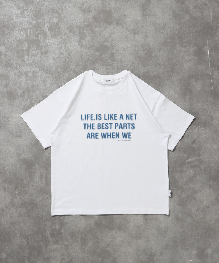【FFEIN(フェイン)】ぼかしメッセージロゴショート丈Tシャツ / Tシャツ クルーネック 半袖 プリント ぼかし 【短丈】 ホワイト