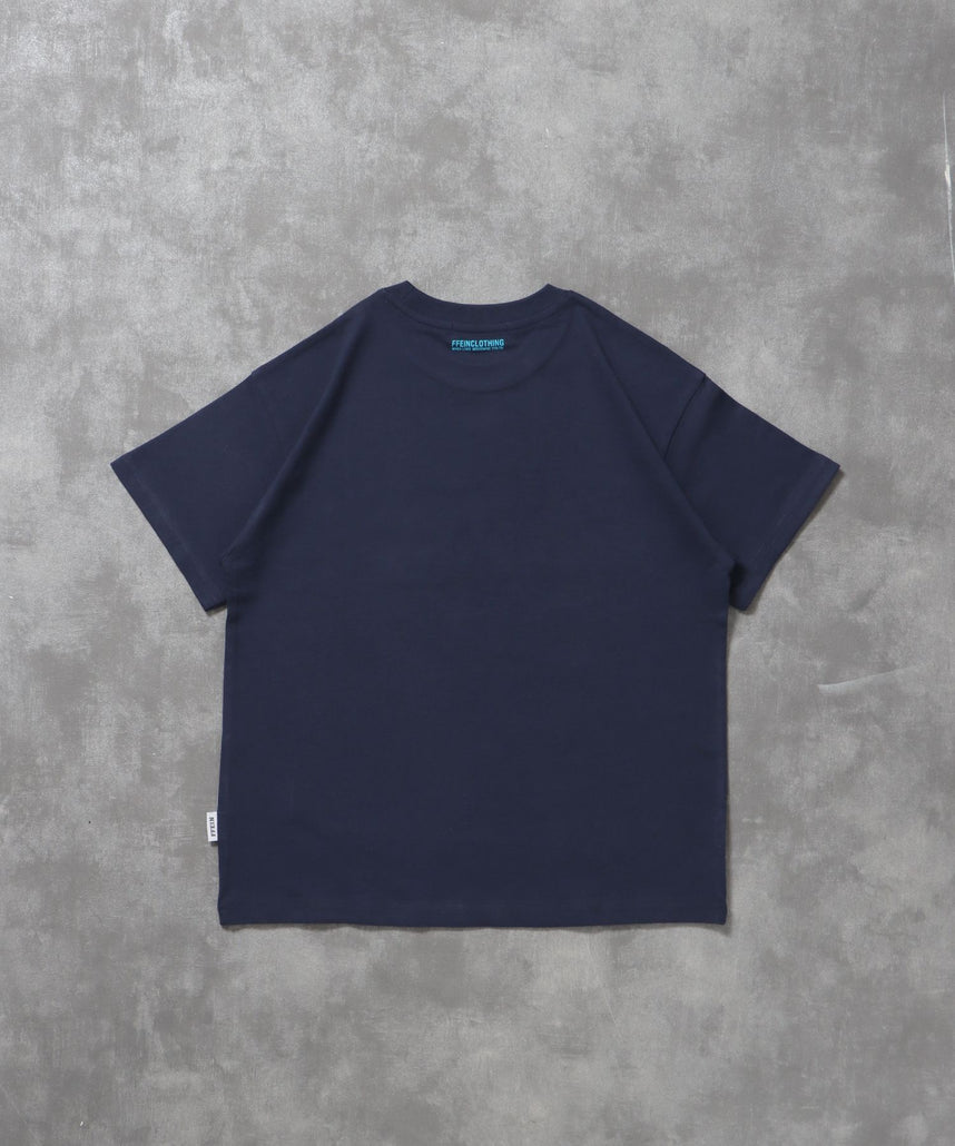 ぼかしメッセージロゴショート丈Tシャツ / Tシャツ クルーネック 半袖 プリント ぼかし 【短丈】 ネイビー