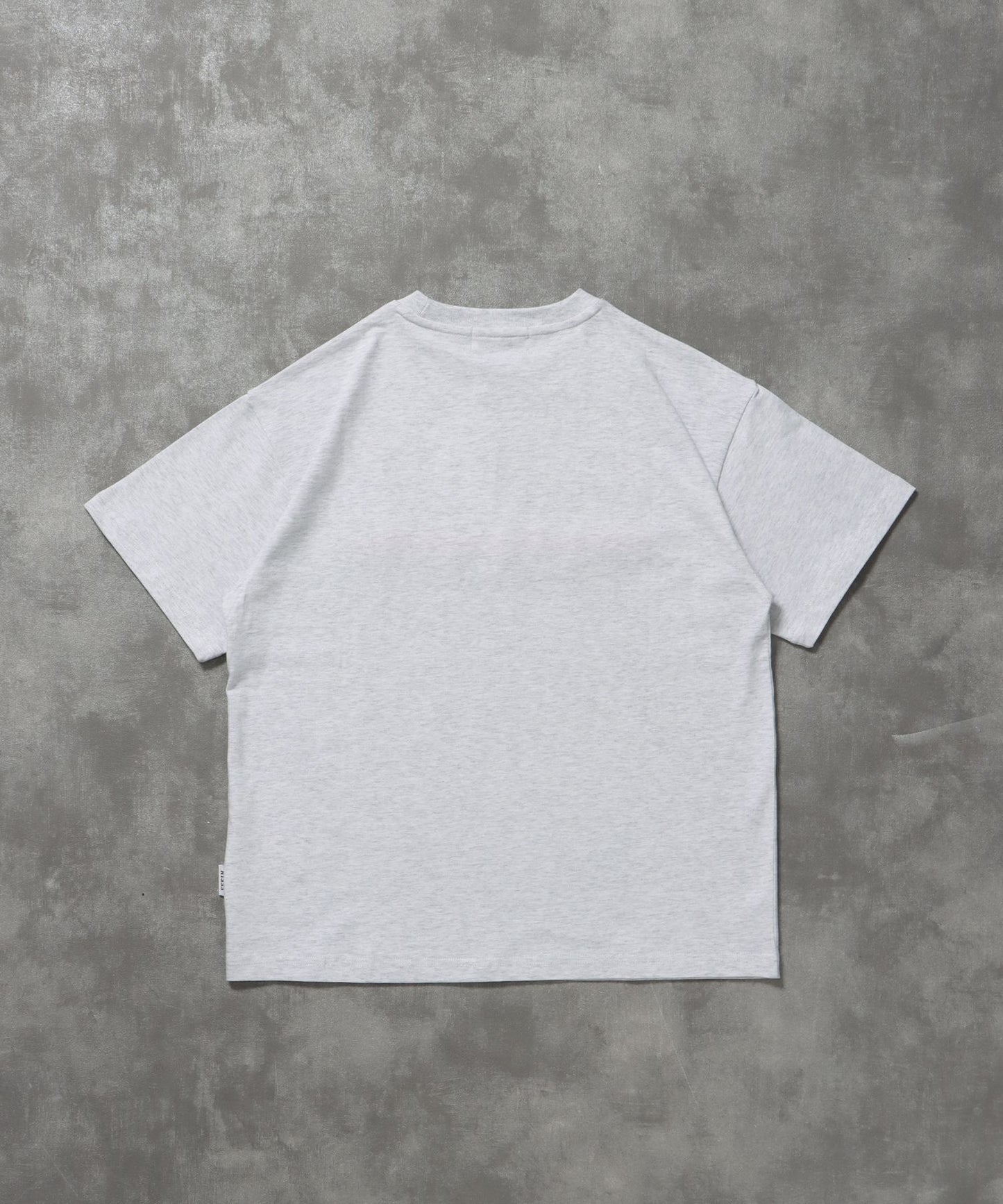 センターロゴ3D刺繍ショート丈Tシャツ / Tシャツ クルーネック 半袖 刺繍 シンプル 【短丈】 アッシュグレー