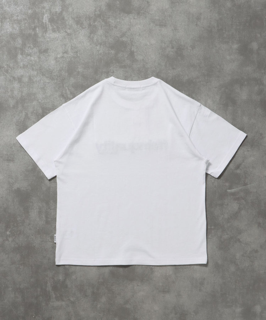 FFEIN(フェイン)】センターデカロゴ3D刺繍ショート丈Tシャツ/ Tシャツ