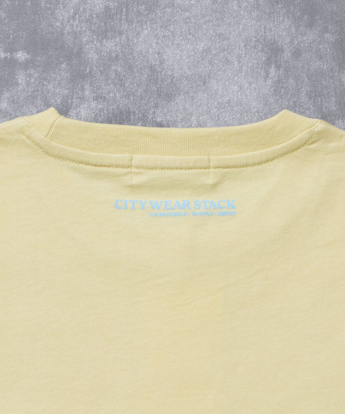 ユニバーサルロゴショート丈Tシャツ/ Tシャツ クルーネック 半袖 プリント 刺繍 チェック 【短丈】 レモンイエロー