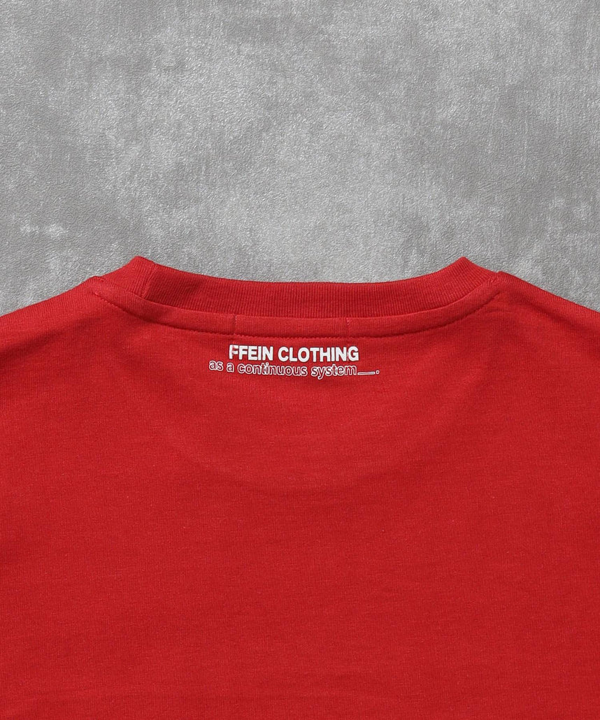 線画グラフィックロゴショート丈Tシャツ / Tシャツ クルーネック 半袖 プリント 【短丈】 レッド
