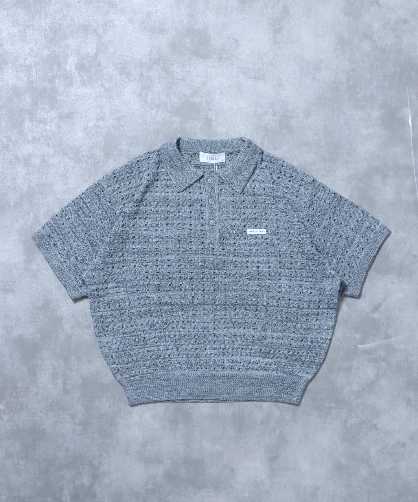 【FFEIN(フェイン)】メランジワンポイントニットポロメッシュニット刺繍ポロシャツ / ポロシャツ メッシュ レギュラーカラー 半袖 アッシュグレー