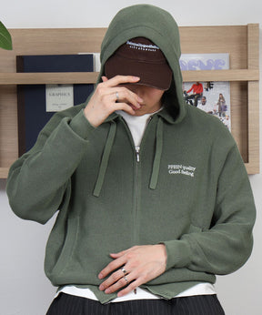 ワンポイント刺繍フード短丈ニットPK / ジップパーカー ダブルジップ ニット フーディ 刺繍 【短丈】 カーキ