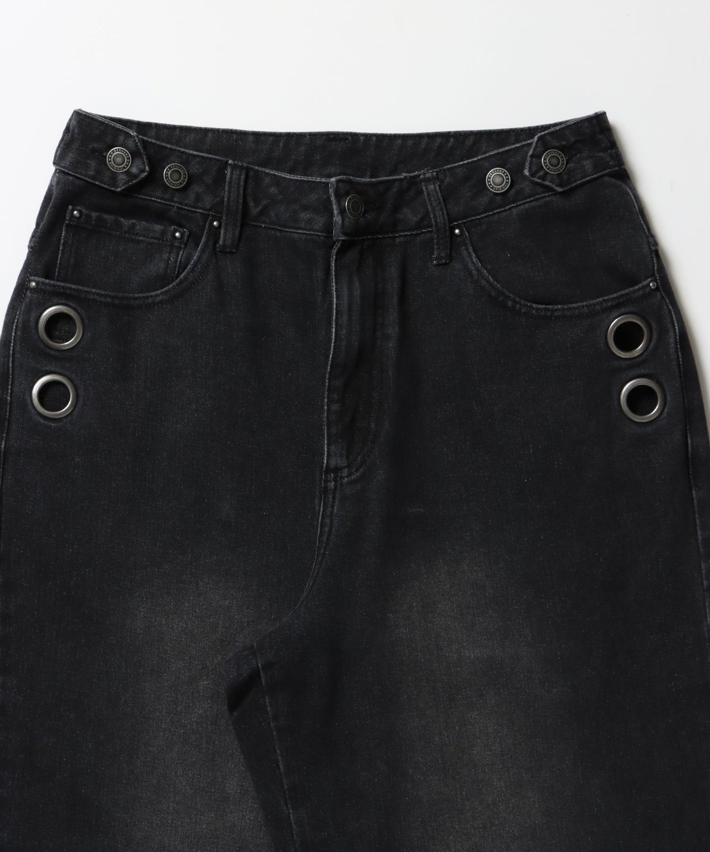※WEB限定 /  ロールアップスタッズデニム / sqnz star roll-up denim ブラック