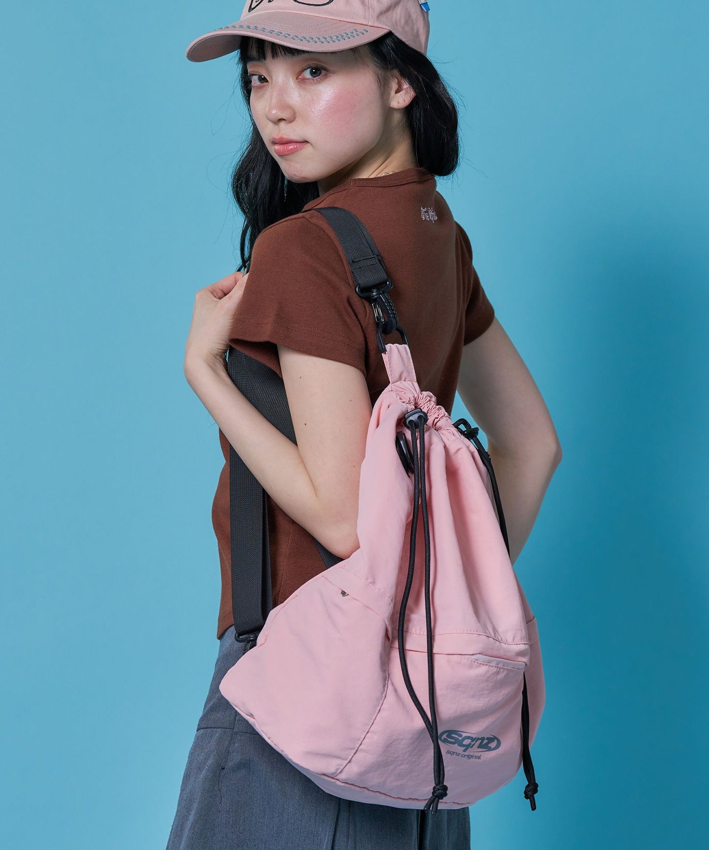 ≪予約商品≫sqnz 2way knapsack / ユニセックス ナップサック リュック 雑貨 バック 2WAY ドローコード ライトピンク