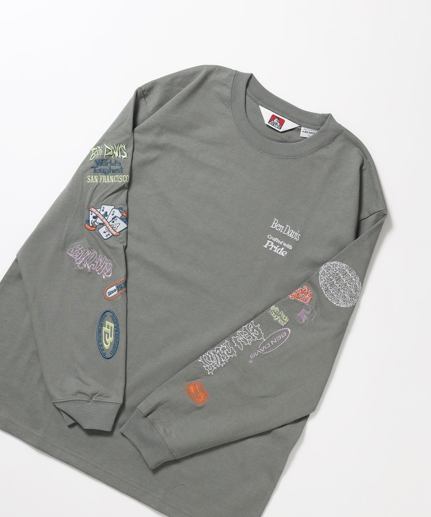 【BEN DAVIS（ベンデイビス）】SLEEVE EMB WIDE L/S TEE / ロンT クルーネック 刺繍 長袖 ユニセックス レギュラーシルエット グリーン
