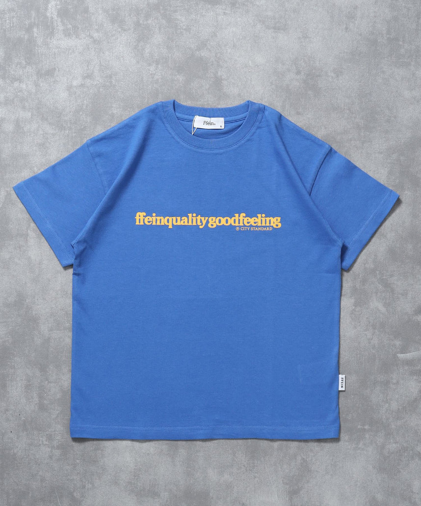 【FFEIN(フェイン)】センタープリントロゴショート丈Tシャツ / Tシャツ クルーネック 半袖 プリント ブルー