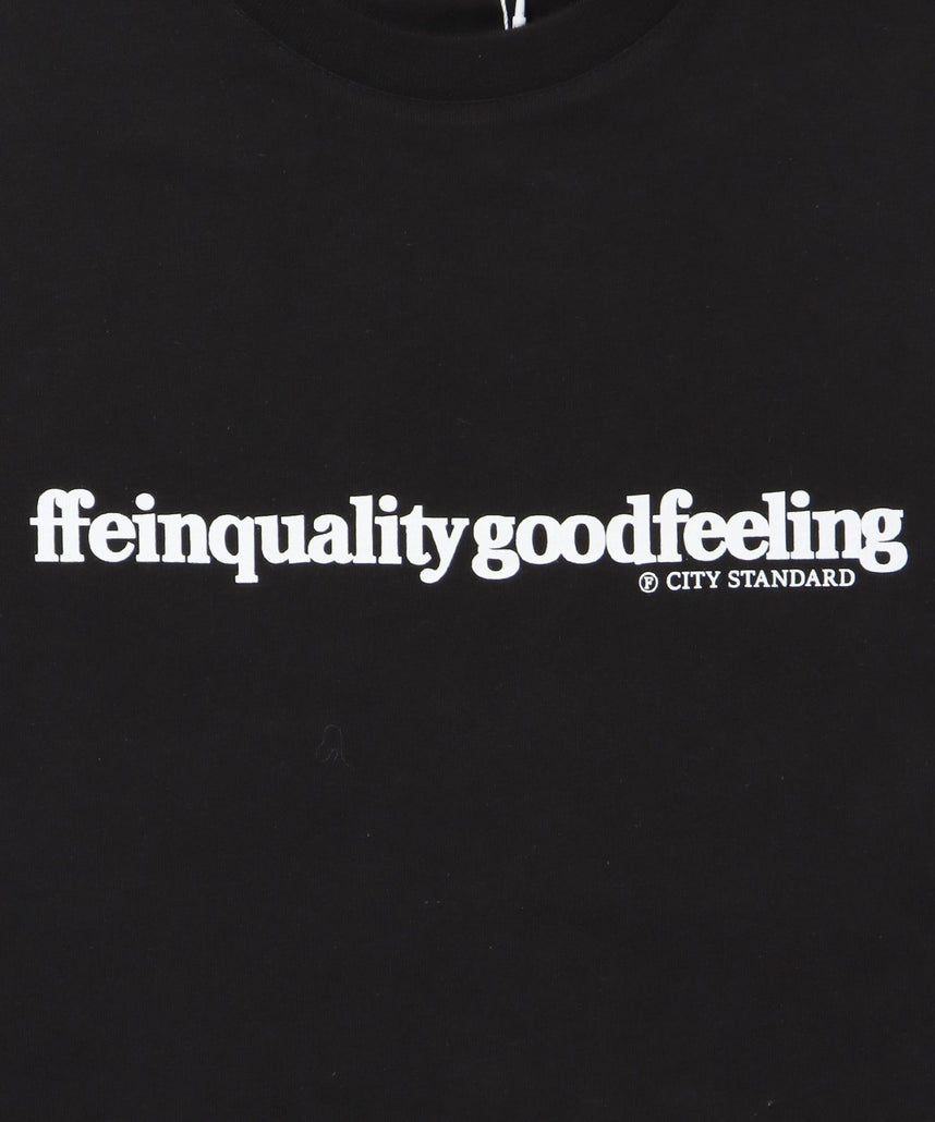 センタープリントロゴショート丈Tシャツ / Tシャツ クルーネック 半袖 プリント ブラック