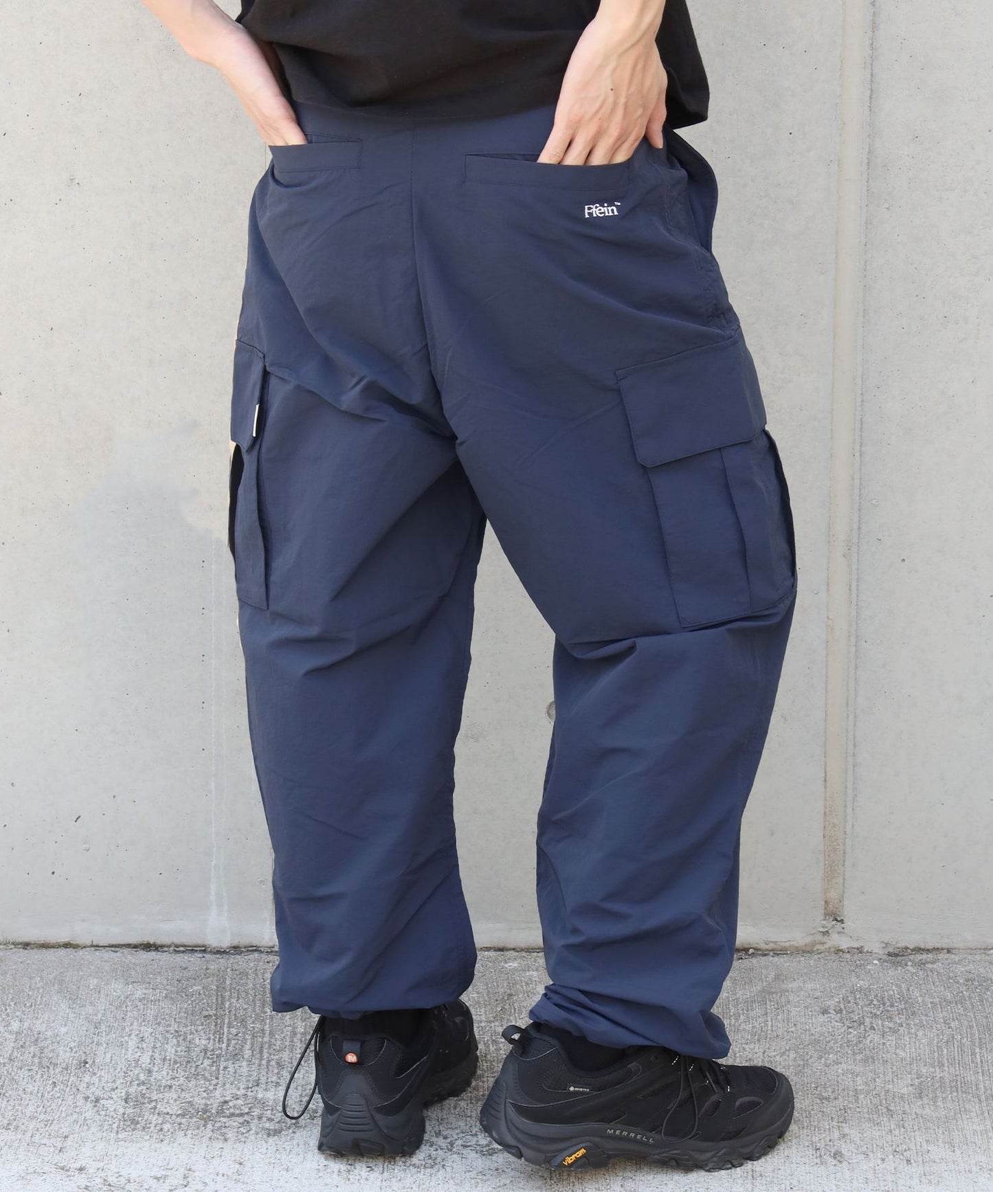 モデル：H178 Size:M ネイビー